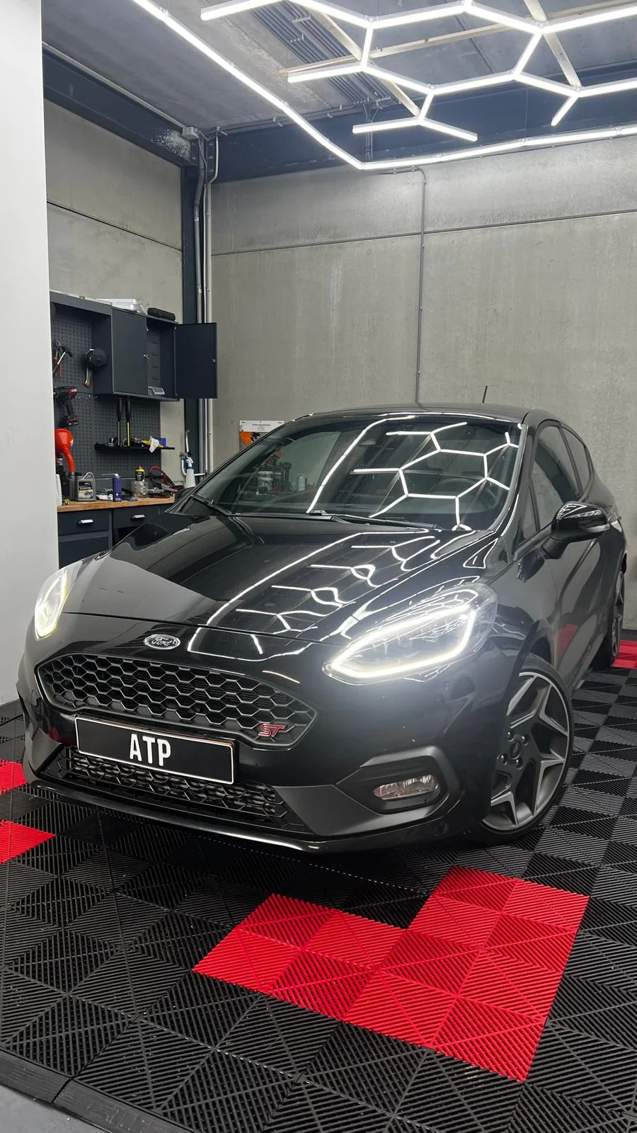 Ford Fiesta ST in de werkplaats van ATP